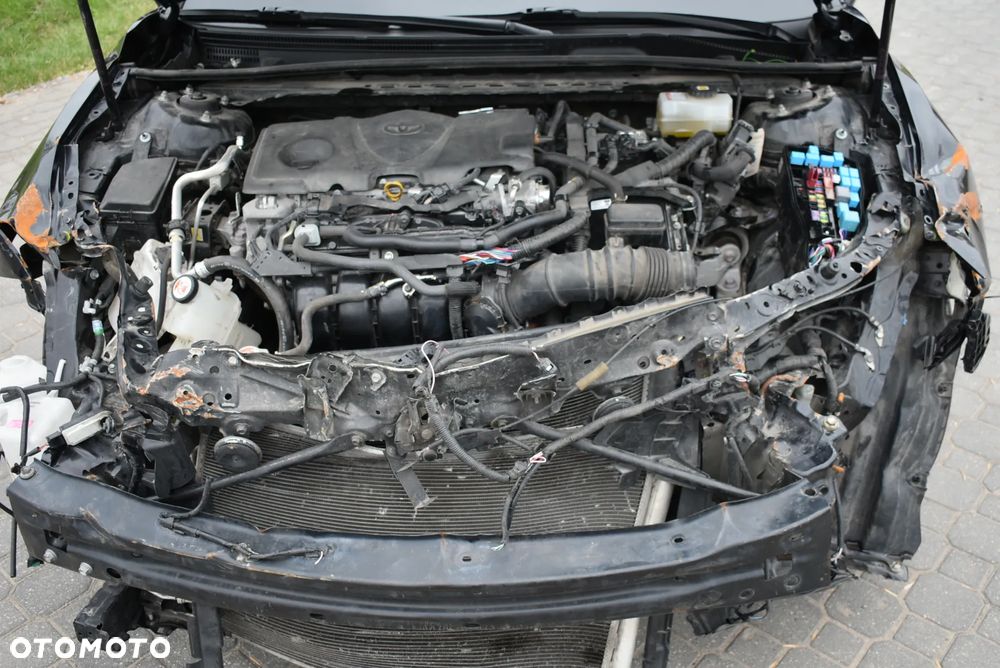 Toyota Camry 2.5 Hybrid Comfort CVT - 11