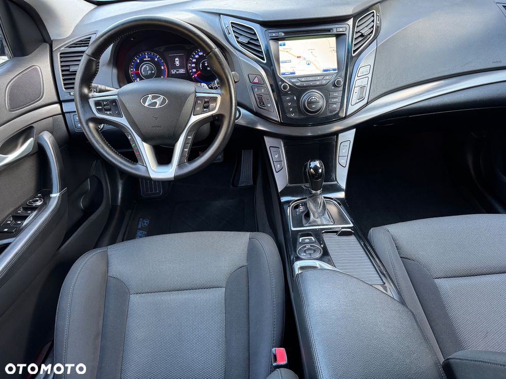 Hyundai i40 i40cw 1.7 CRDi Automatik Premium - 29