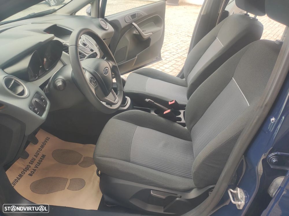 Ford Fiesta 1.25 Trend - 22