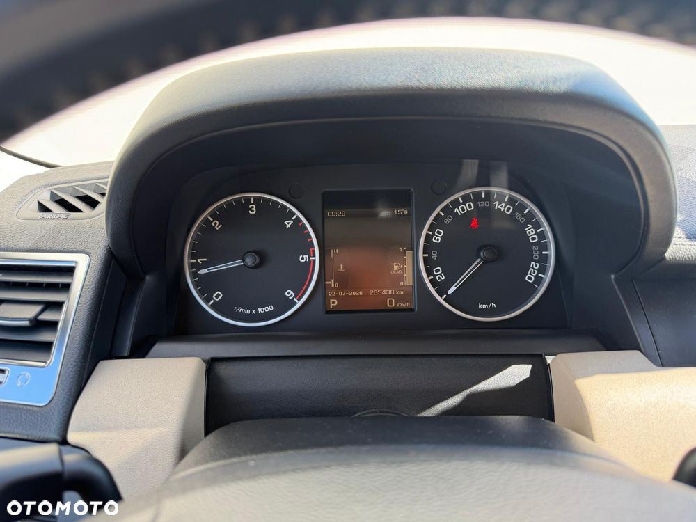 Land Rover Range Rover Sport - 28