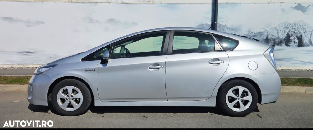 Toyota Prius - 2