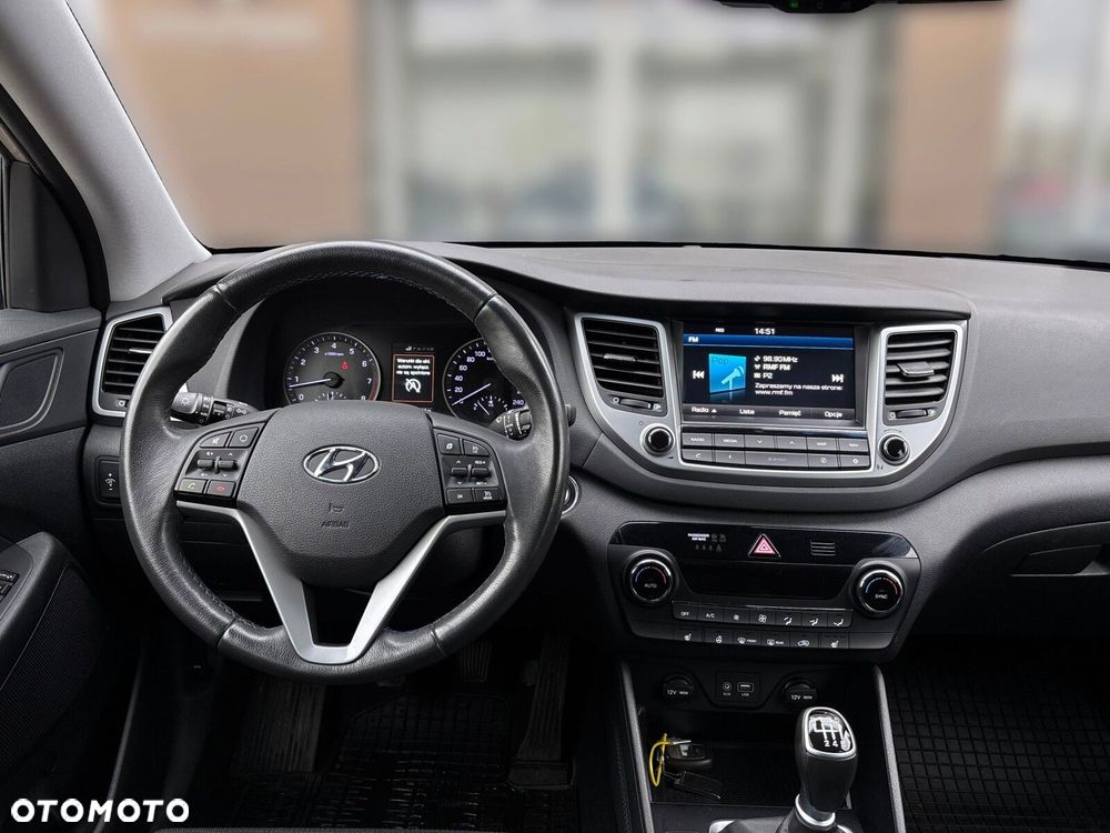 Hyundai Tucson 1.6 GDI BlueDrive Style 2WD - 19