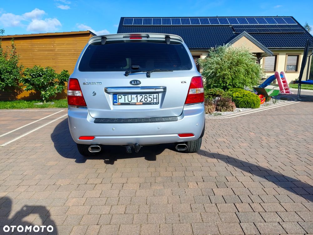 Kia Sorento 3.3 V6 LX - 3