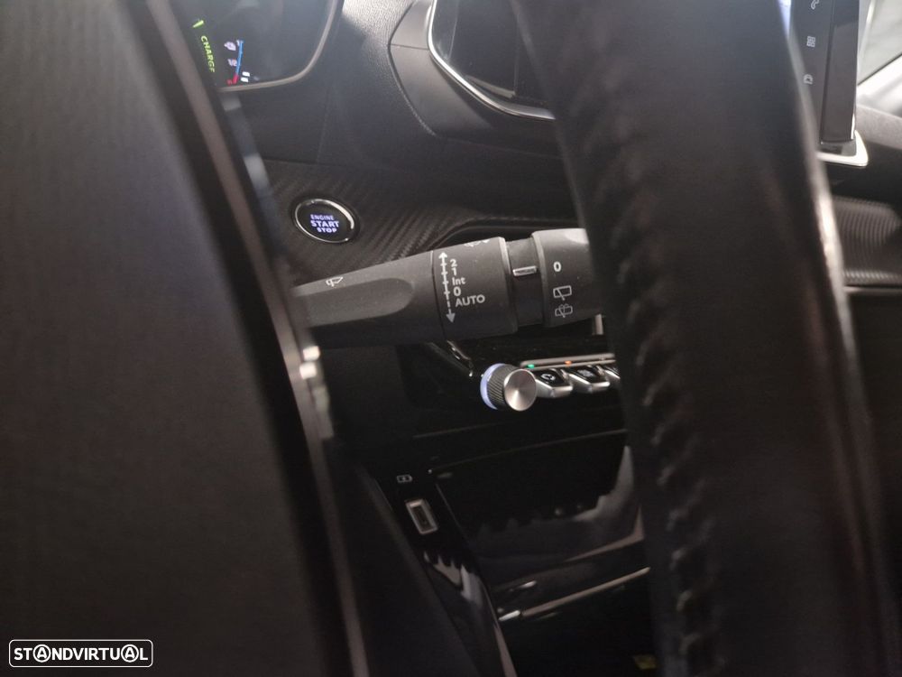 Peugeot e-208 50 kWh Allure - 18