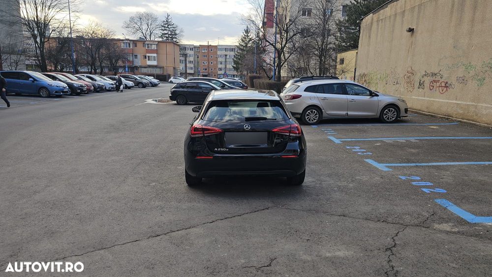 Mercedes-Benz A 250 - 1