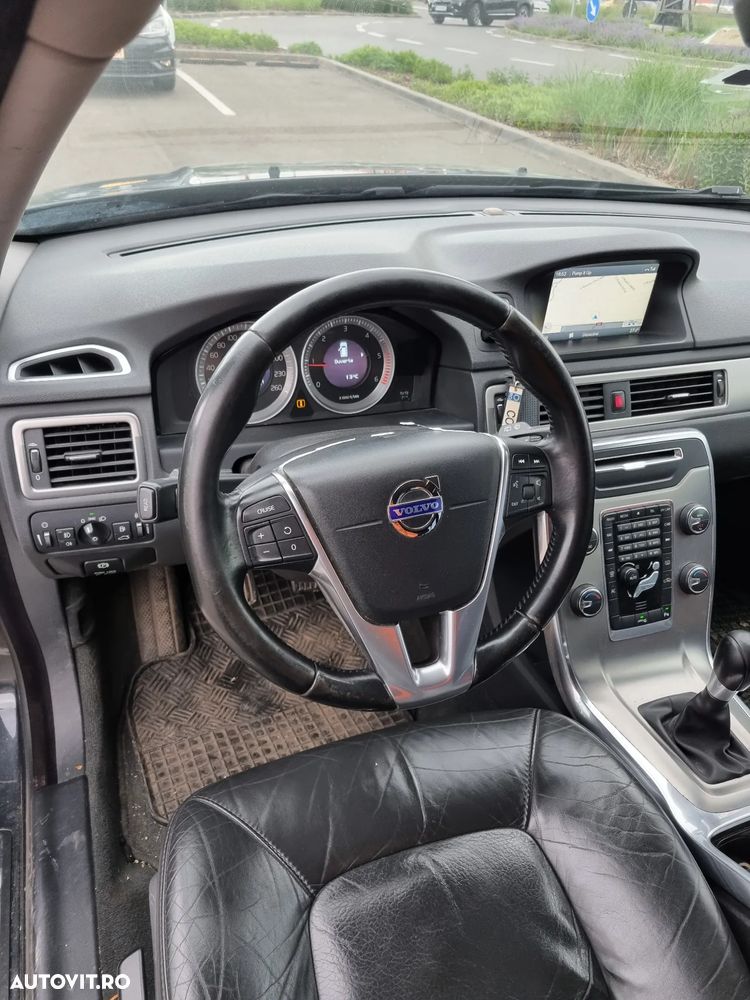 Volvo V70 - 2