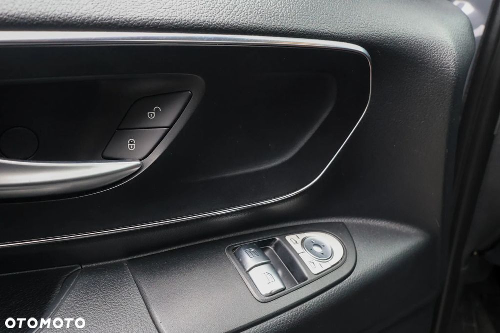 Mercedes-Benz Vito - 17