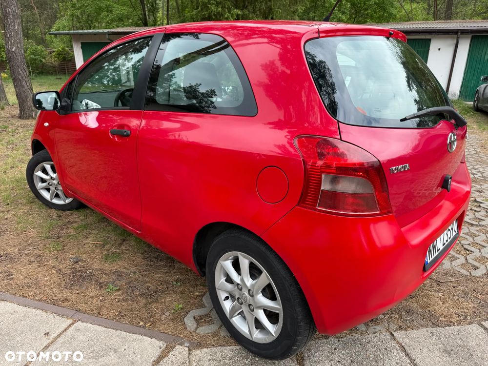 Toyota Yaris 1.0 Luna A/C - 9