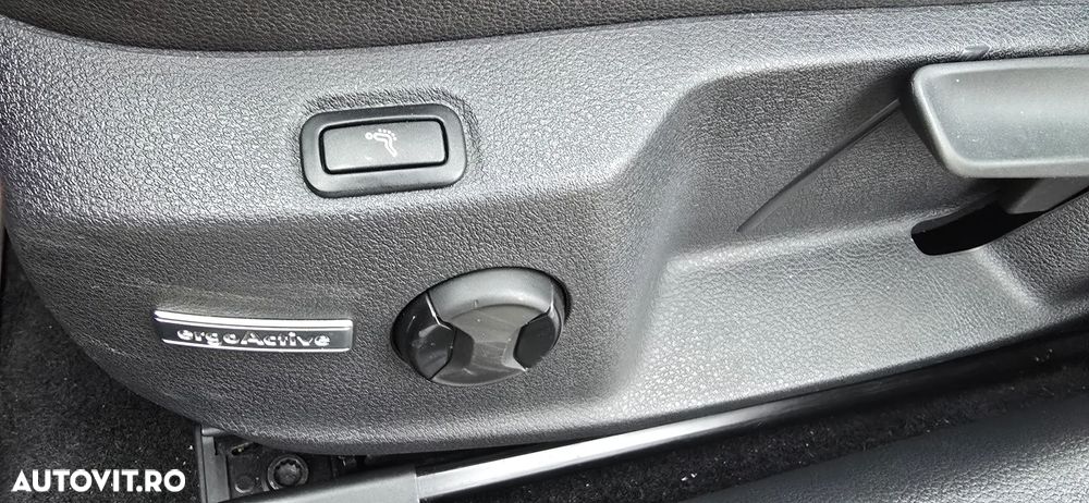 Volkswagen Golf 1.4 TSI ACT BlueMotion Technology DSG Highline - 17