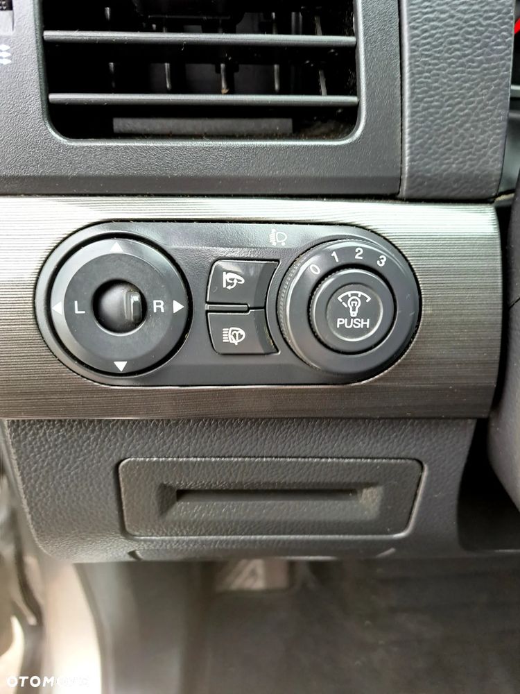 Chevrolet Captiva 2.0 4WD 7 Sitzer LT Exclusive - 16