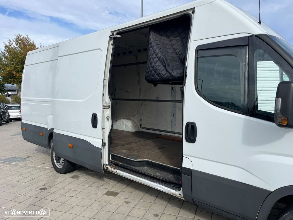 Iveco Daily IS35CC2AA L4 H4 - 23