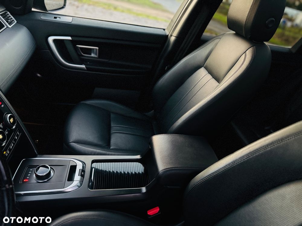 Land Rover Discovery Sport 2.0 D180 HSE - 18