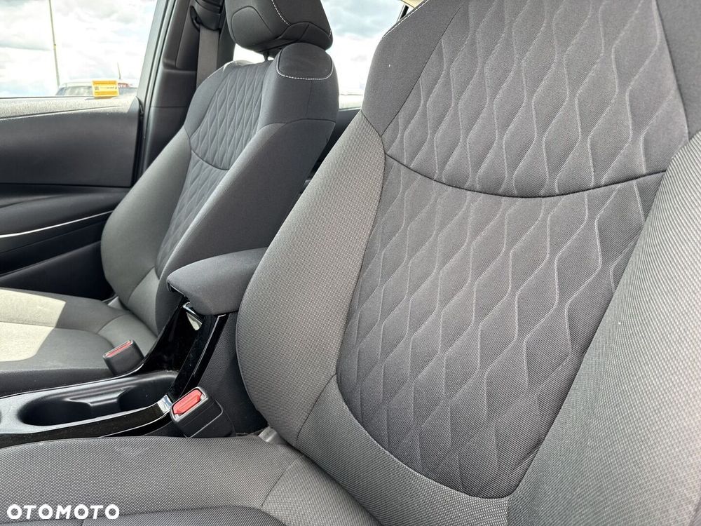 Toyota Corolla 1.8 Hybrid Comfort - 16