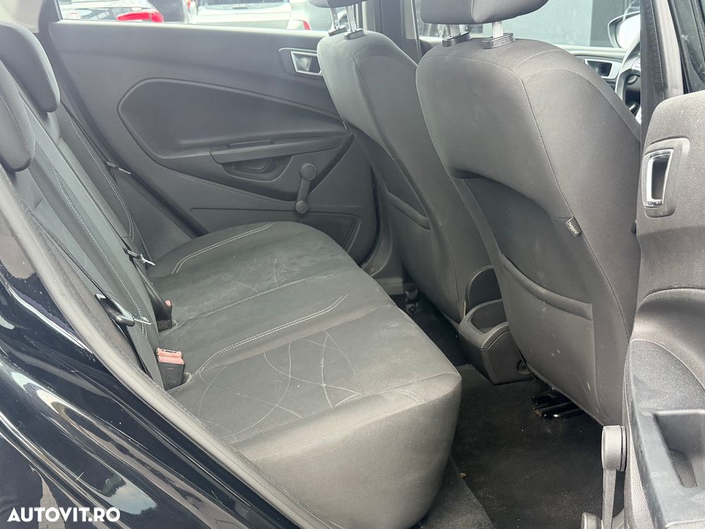 Ford Fiesta - 16