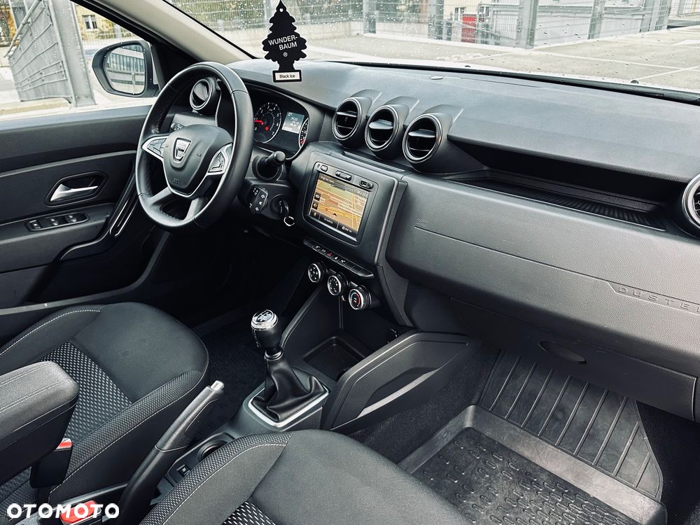 Dacia Duster 1.6 SCe S&S - 9