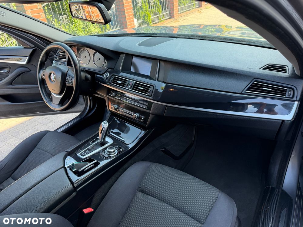 BMW Seria 5 - 13