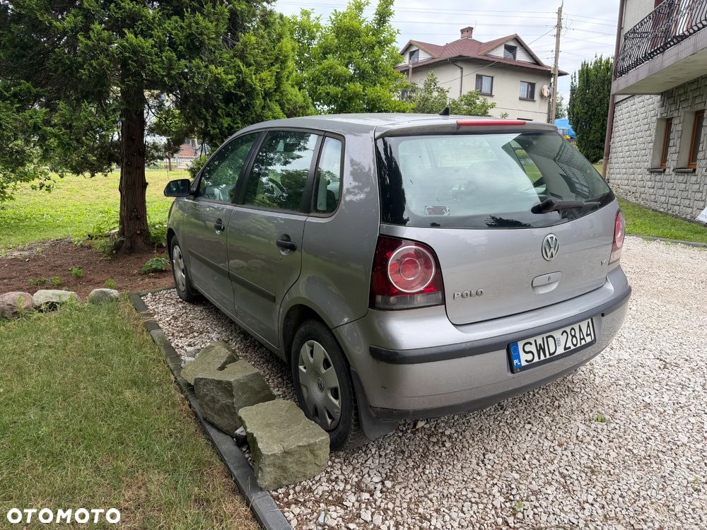 Volkswagen Polo - 2