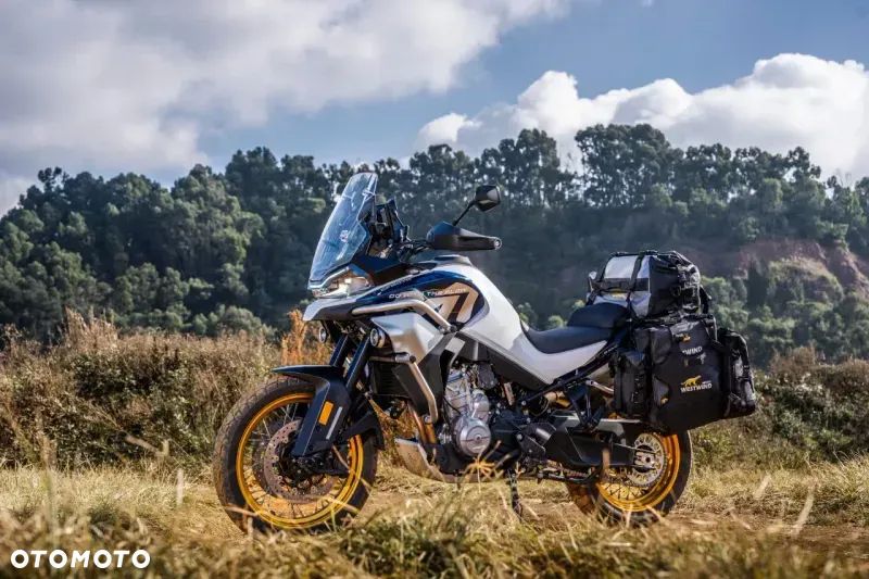 CFMoto 800MT Explore - 2
