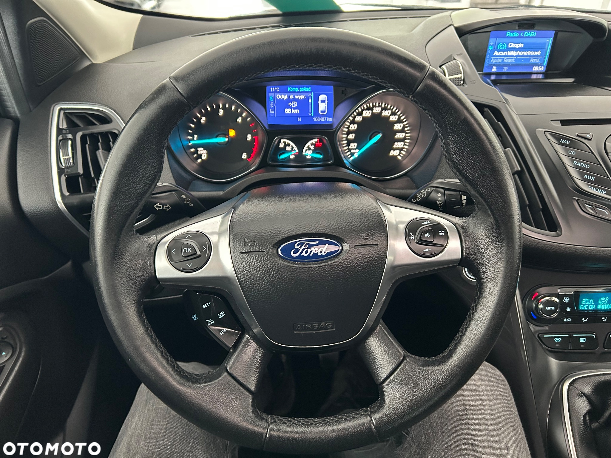 Ford Kuga 2.0 TDCi 2x4 Titanium - 32
