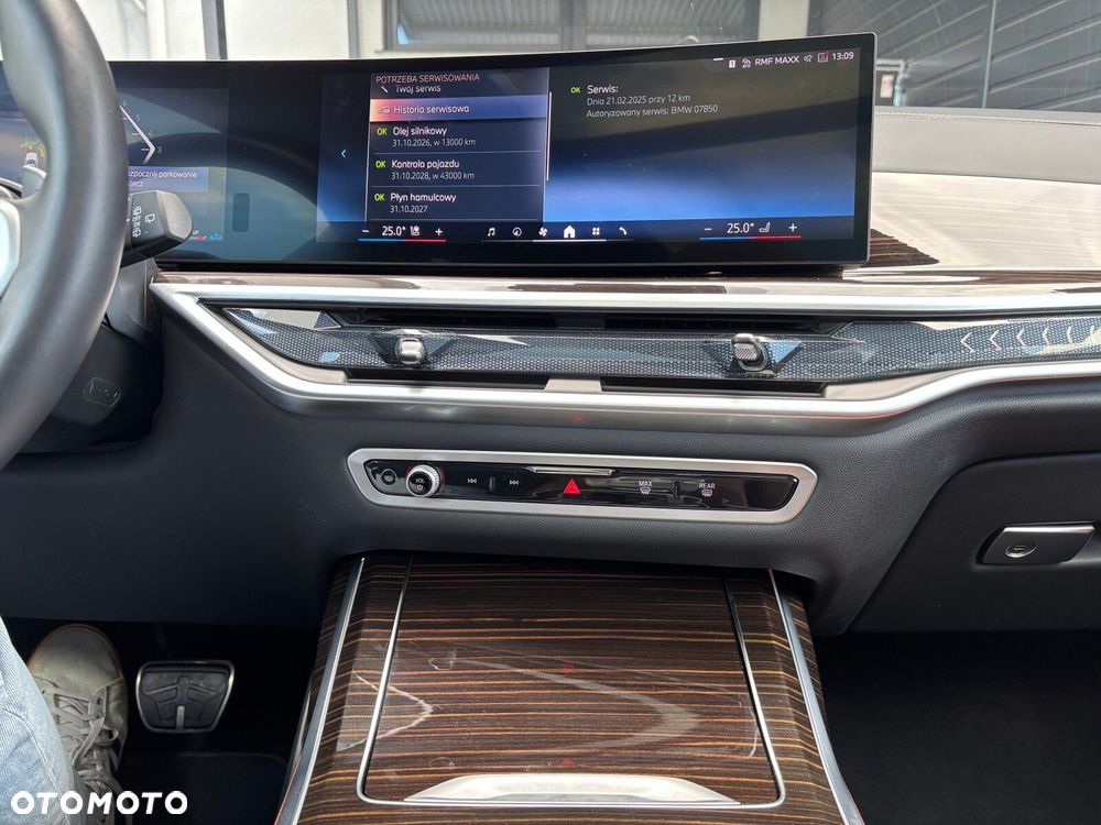 BMW X7 - 36