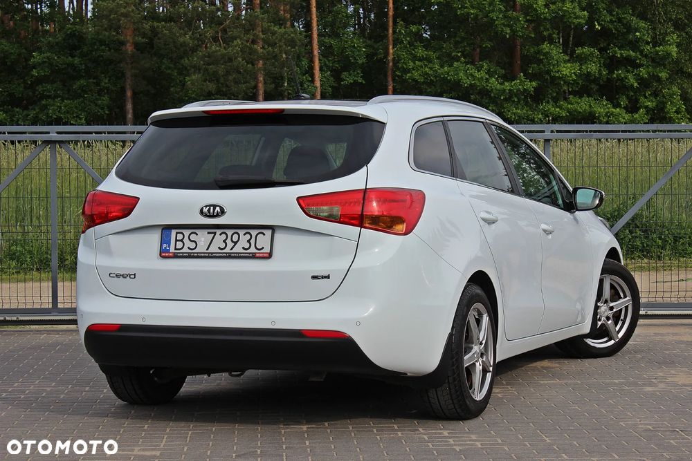 Kia Ceed 1.6 CRDi L Business Line - 19
