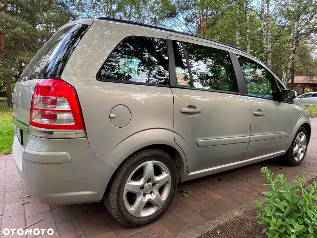 Opel Zafira 1.8 Enjoy - 13