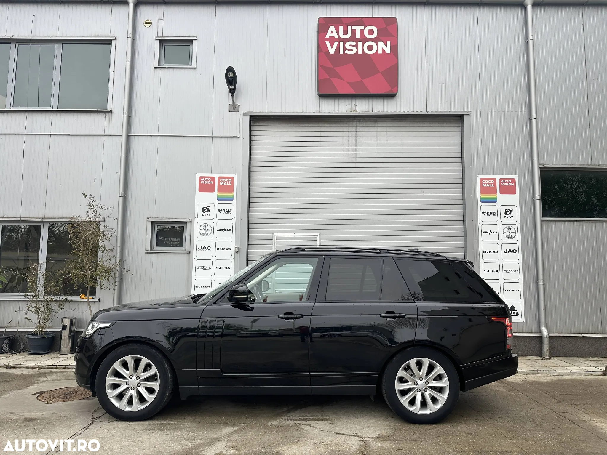 Land Rover Range Rover 3.0 I SDV6 HEV Vogue SE - 8