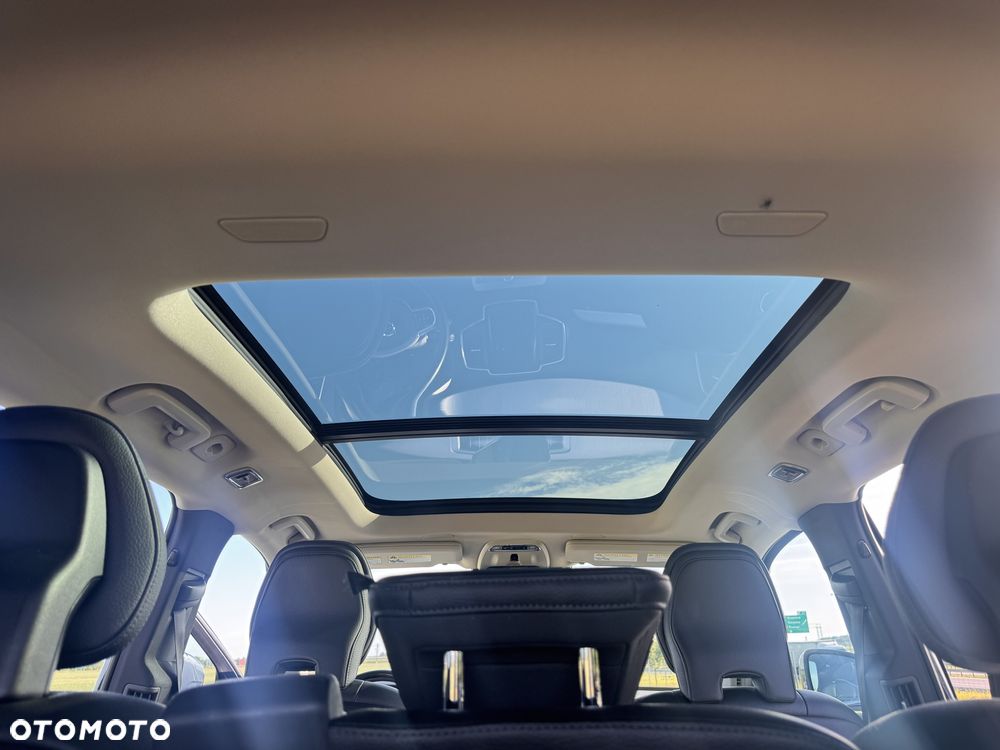 Volvo XC 90 - 19