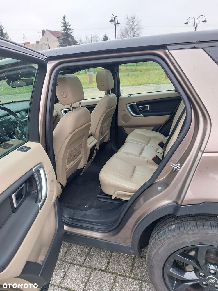 Land Rover Discovery Sport TD4 HSE Luxury - 7