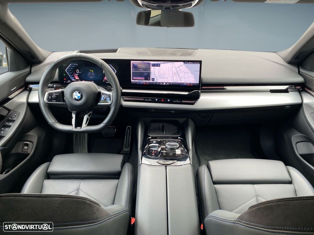 BMW 520 d Pack Desportivo M - 4