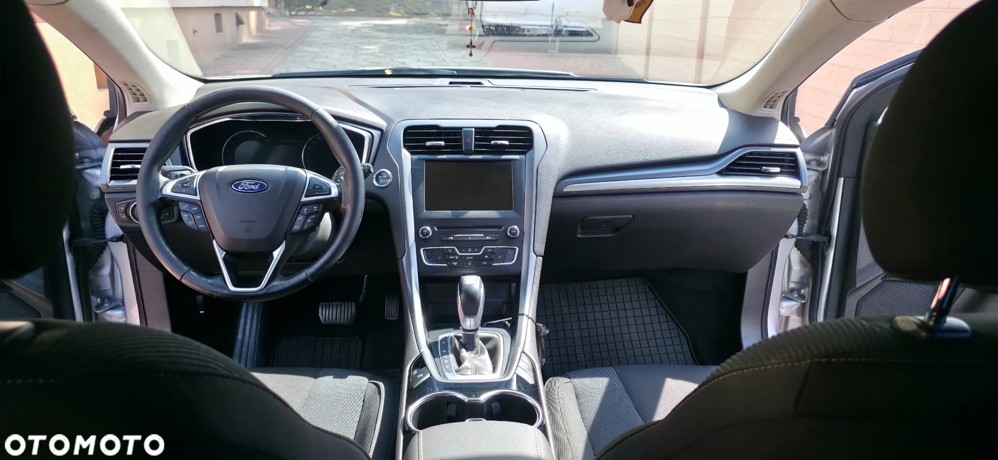 Ford Mondeo 2.0 TDCi Trend PowerShift - 16