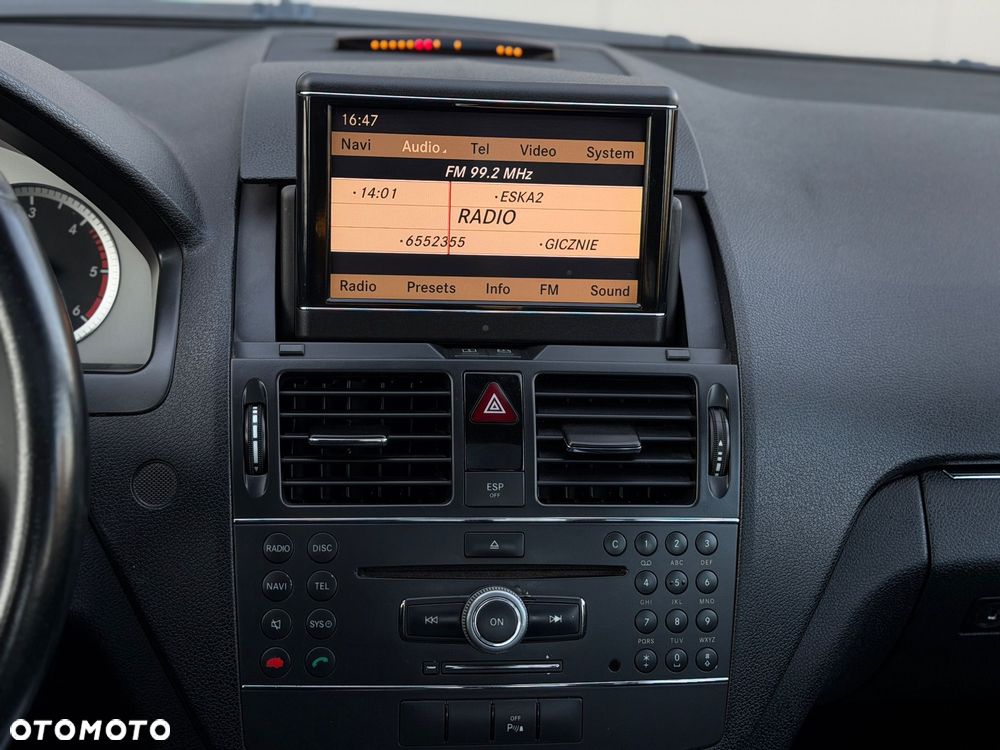 Mercedes-Benz Klasa C 220 CDI DPF Automatik Avantgarde - 38
