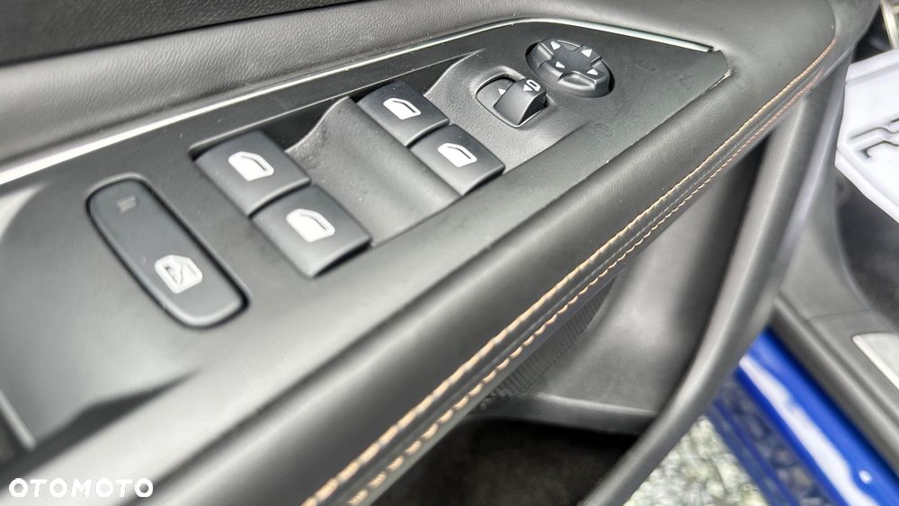 Peugeot 3008 2.0 HDi Premium - 19