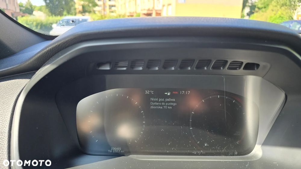Volvo XC 90 T6 AWD Momentum 7os - 14