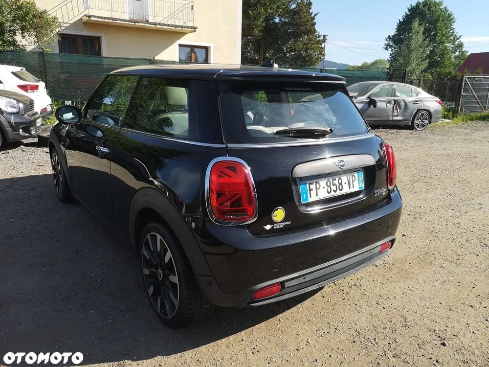 MINI Cooper SE - 7