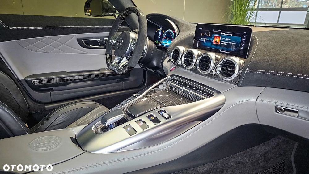 Mercedes-Benz AMG GT C - 26