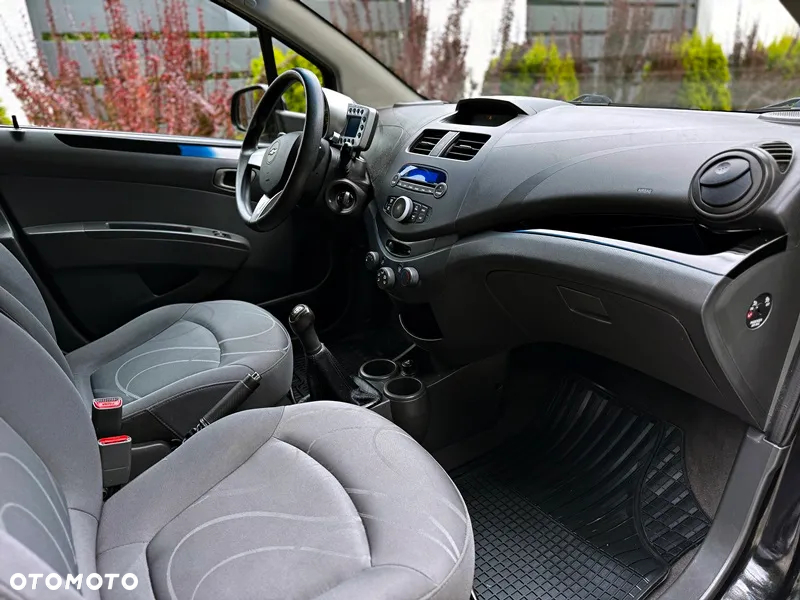 Chevrolet Spark 1.0 LS - 20