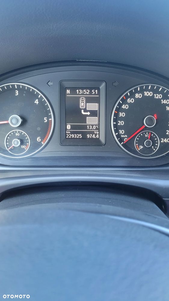 Volkswagen Touran 2.0 TDI DPF Cross DSG - 9