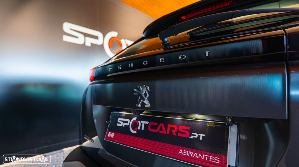 Peugeot 2008 1.2 PureTech Active Pack - 29