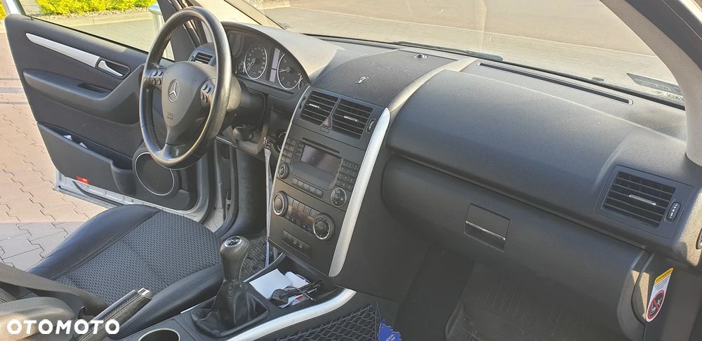 Mercedes-Benz Klasa A 200 Avantgarde - 3