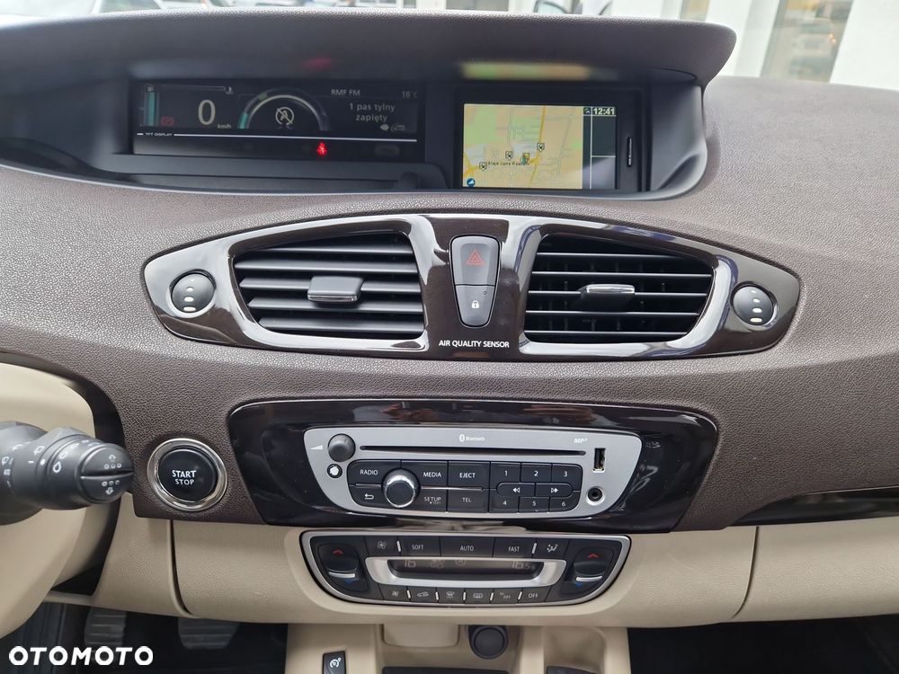 Renault Scenic 1.6 dCi Energy Privilege - 20