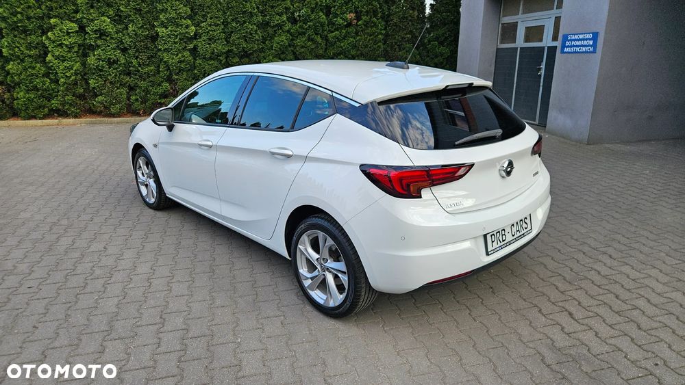 Opel Astra - 4