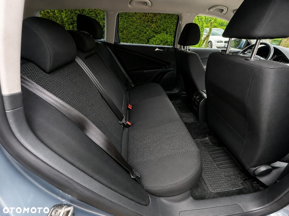 Volkswagen Passat Variant - 12