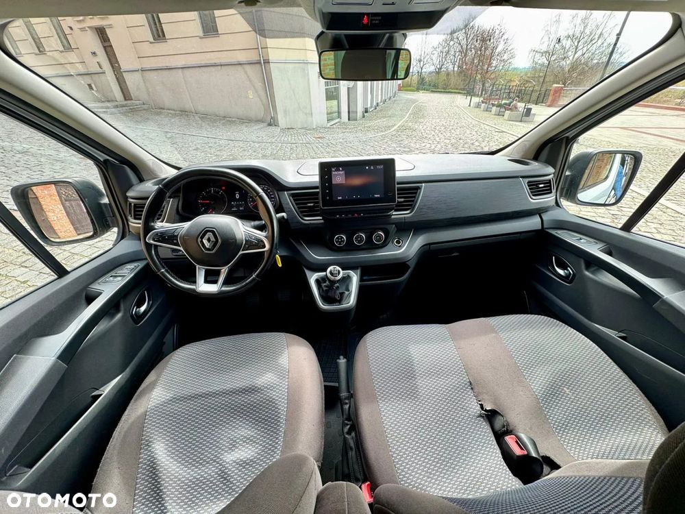Renault Trafic - 9
