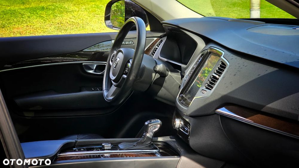 Volvo XC 90 T6 AWD Geartronic Momentum - 21