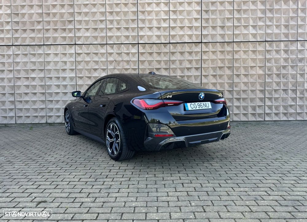 BMW i4 eDrive40 Pack Desportivo M - 26