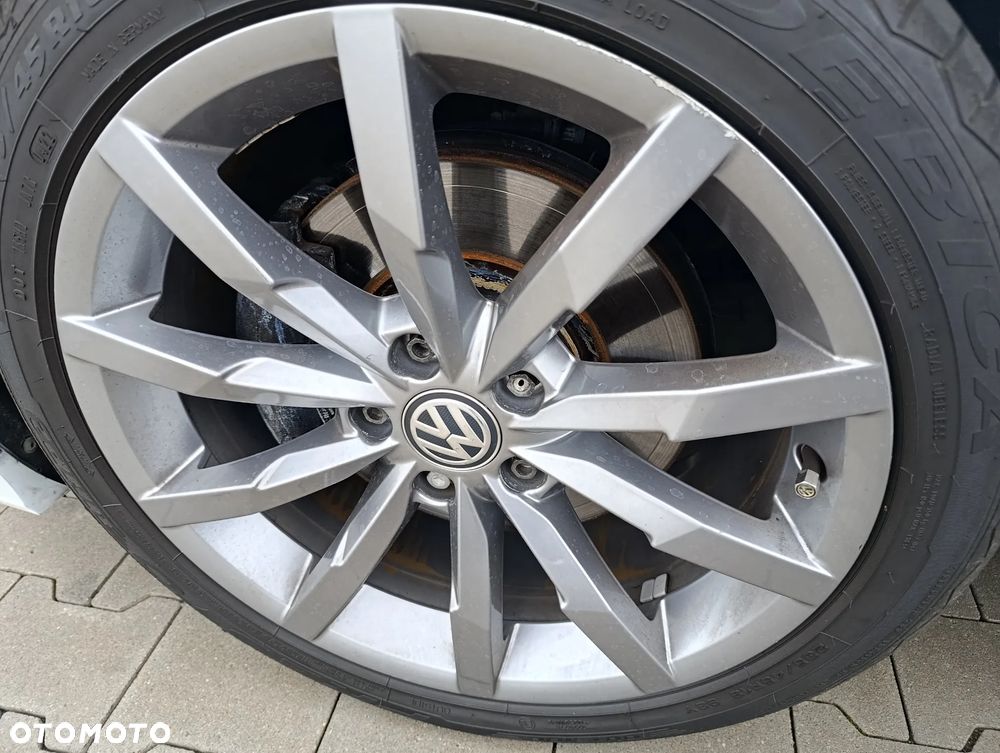 Volkswagen Passat 2.0 TDI BMT Highline DSG - 29