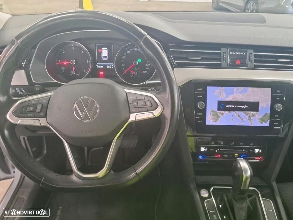 VW Passat Variant 2.0 TDi Business DSG - 3