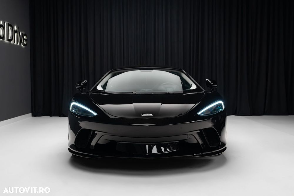 McLaren GT - 2