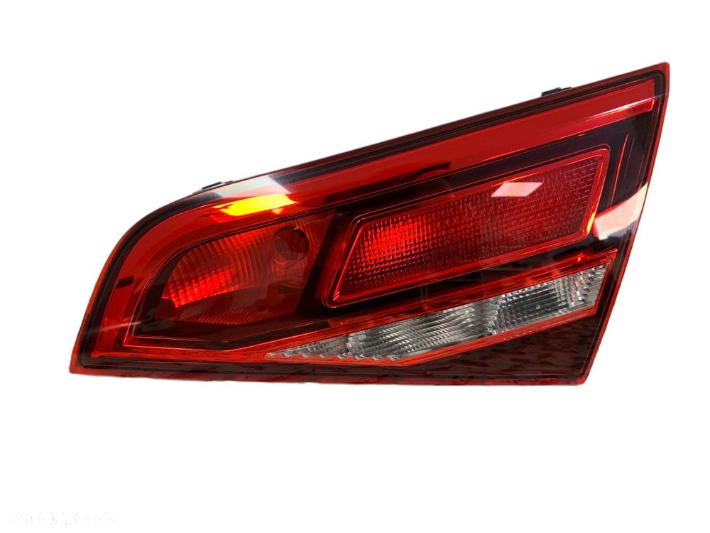 TYLNA LAMPA PRAWA W KLAPE AUDI A3 LIFT 8V4 5 16- DRZWI SPORTBACK ORYGINALNA 8V4945076 - 1